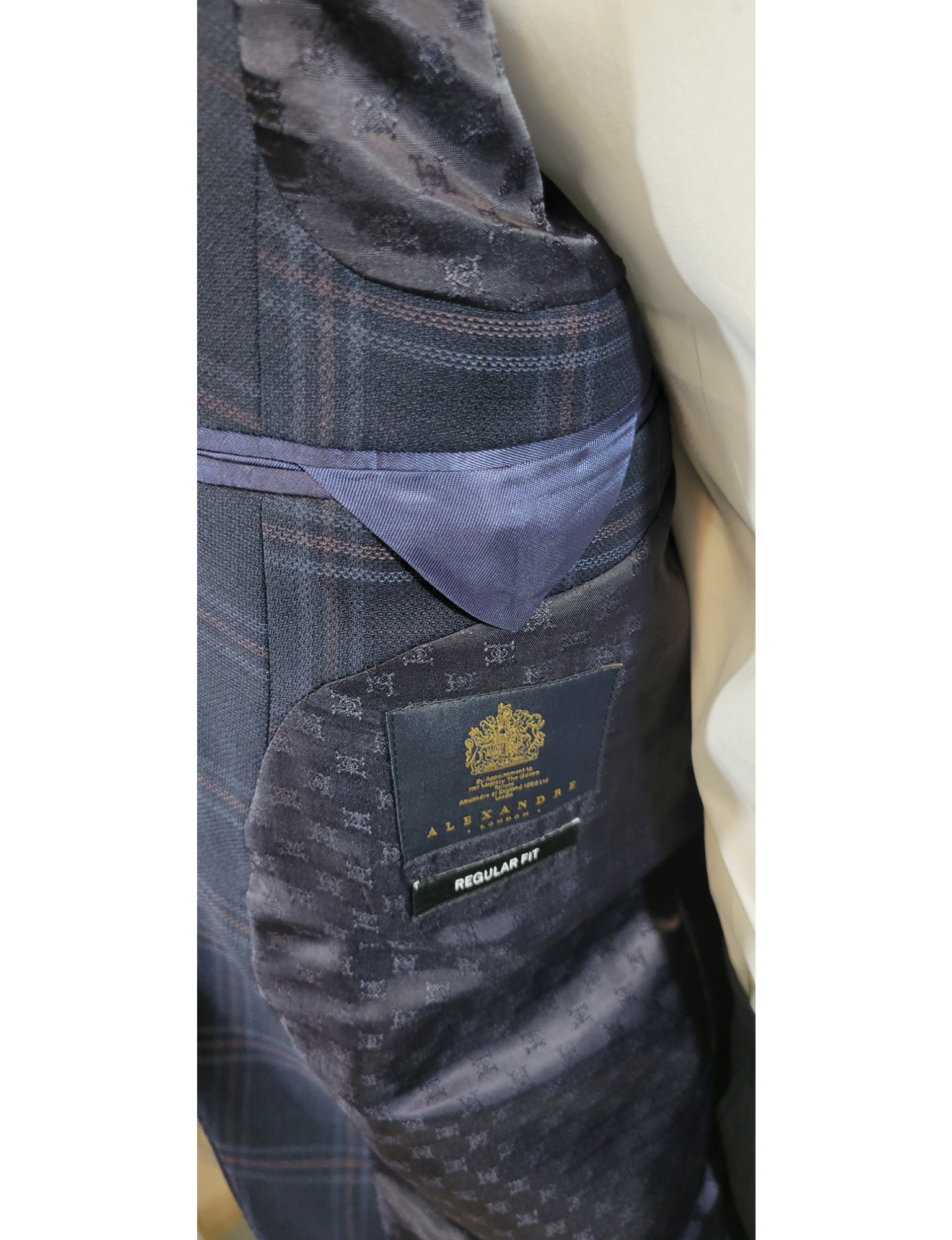NAVY BLUE RED OVERCHECK REGULAR FIT SUIT