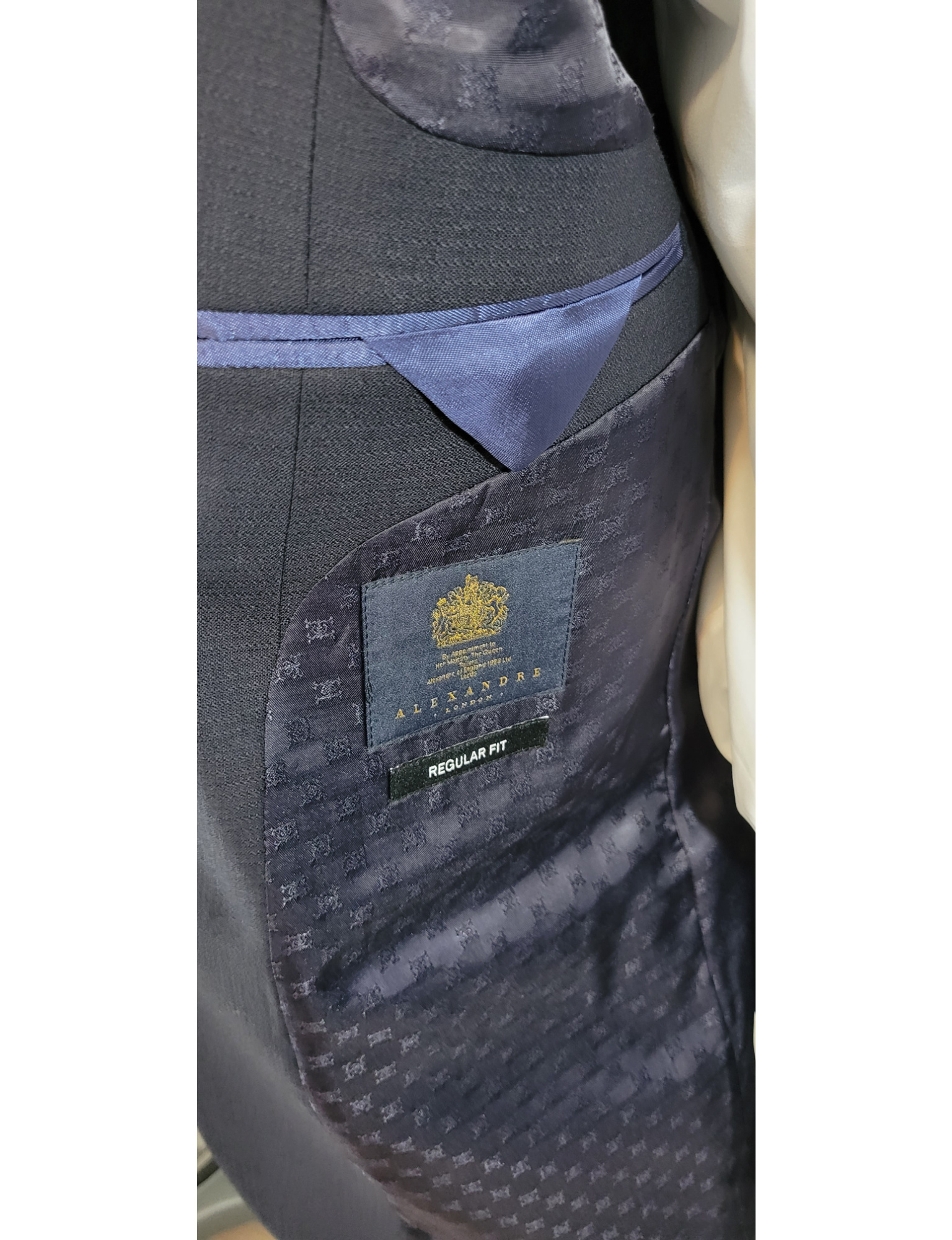 NAVY TEXTURED TRAVEL SUIT